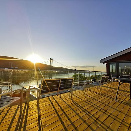 Tjeldsundbrua Hotel Skanland Exterior photo